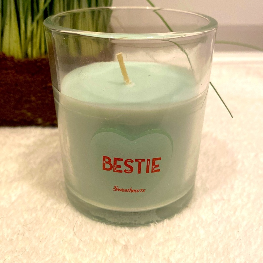 🆕SWEETHEARTS- Aqua Votive Candle “BESTIE”- 3 oz